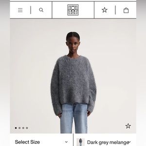 Gorgeous NWT Toteme Alpaca blend sweater.  Size: XS